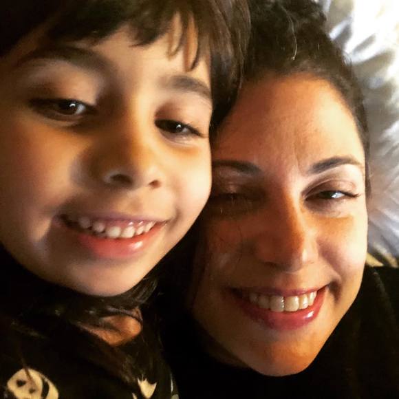 Meet your Posher, Deborah - Picture 1 of 1